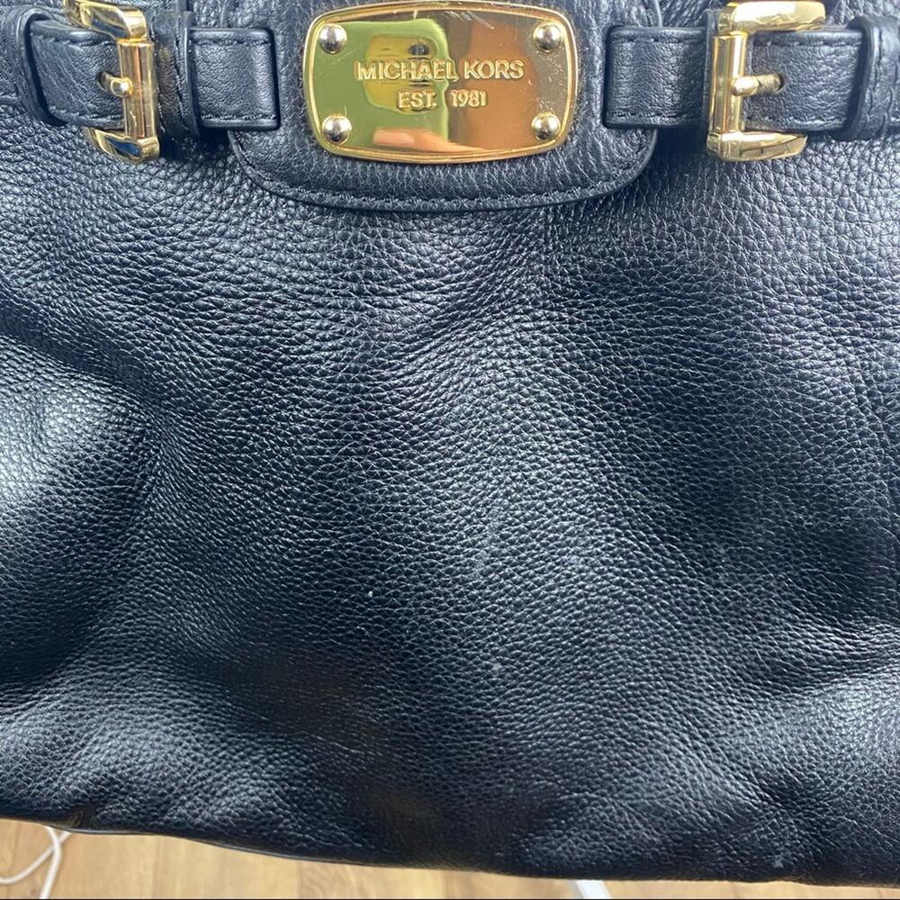 Michael Kors Hamilton Bag Black Leather Crossbody Gold Chain Large Size - Picture 9 of 9